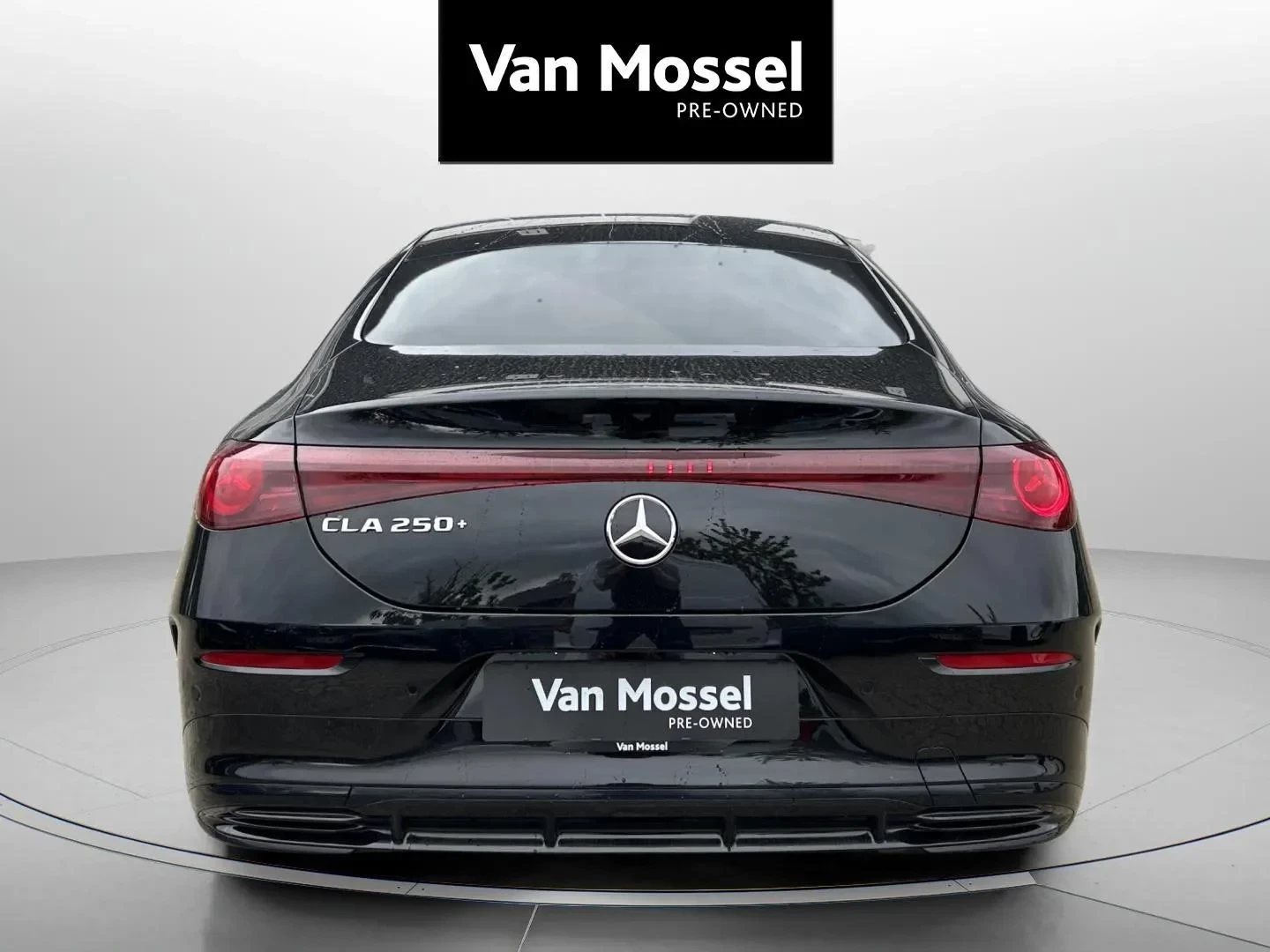 Mercedes-Benz-CLA-image-5