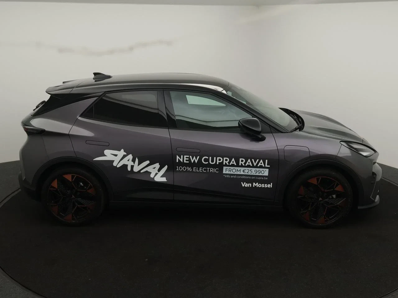 CUPRA Raval Raval Endurance First Edition Plus - Bicolor 211pk 51,5kWh *DEMO*