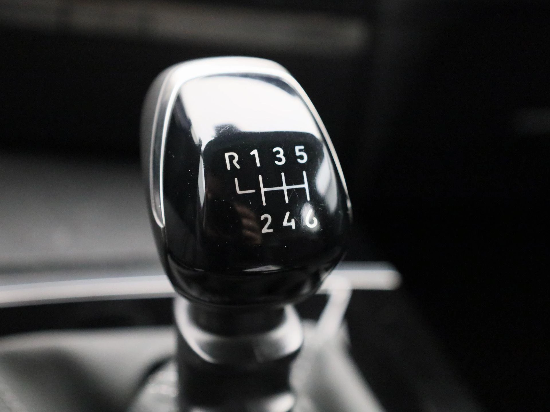 Opel-Astra-image-18