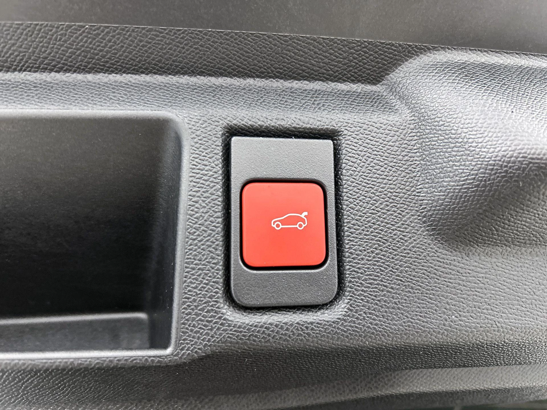 Opel-Grandland-image-27