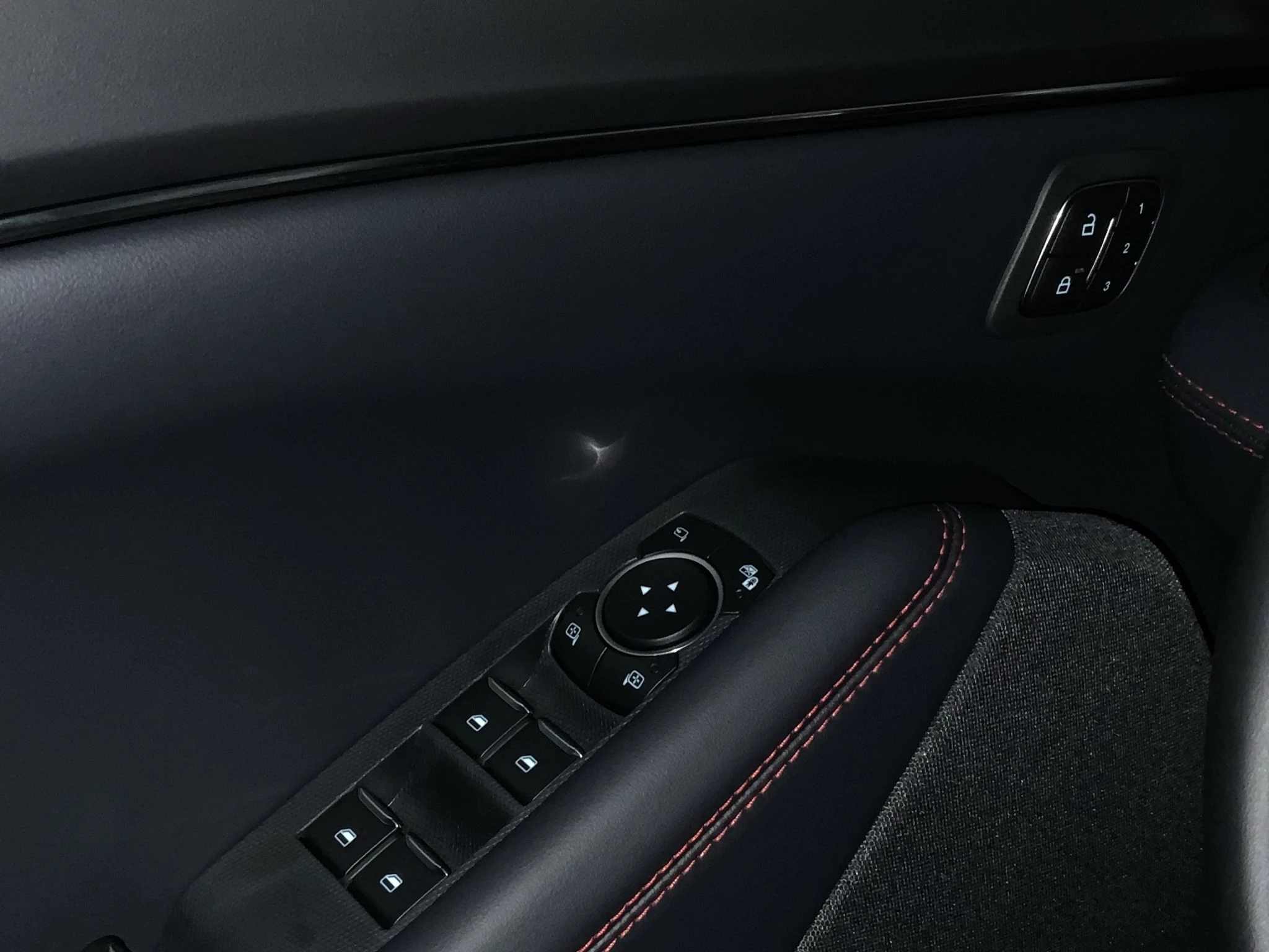 Ford-Mustang Mach-E-image-16