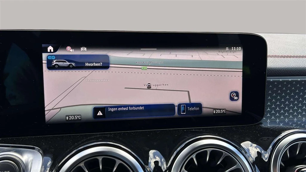 Mercedes-Benz-EQB-image-15