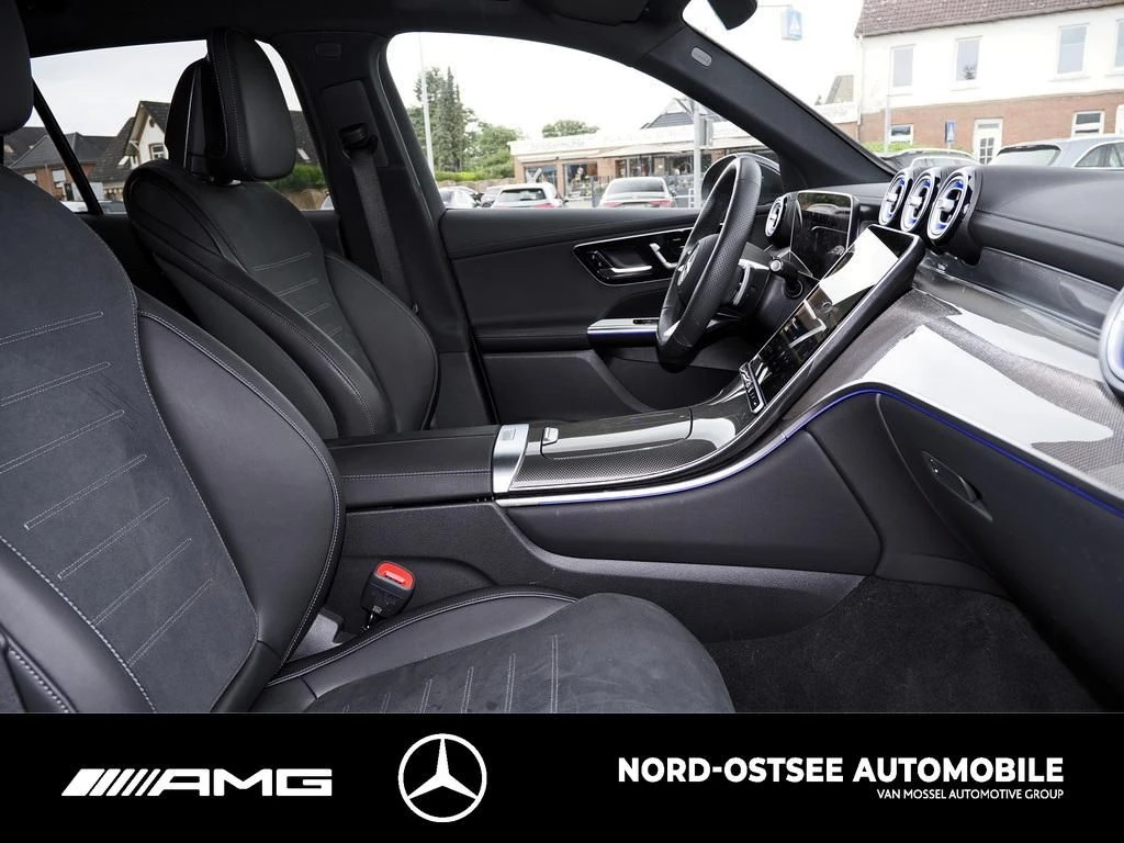 Mercedes-Benz GLC 300 d 4M AMG KEYLESS DISTRONIC AHK MBUX SHZ AMG Line