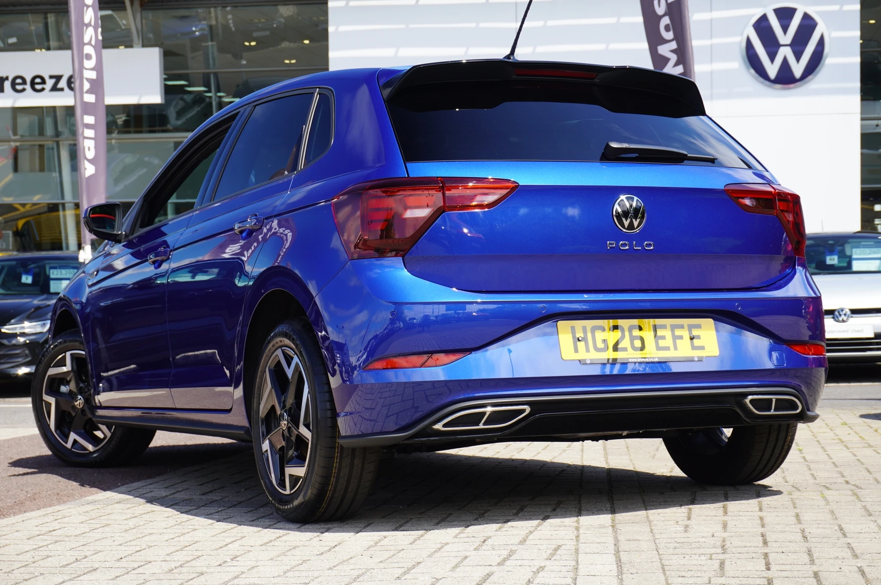 Volkswagen-Polo-image-2