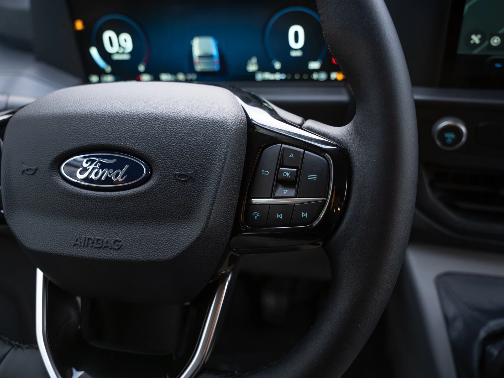 Ford Transit Custom Trend 2.0 EcoBlue 100kW 320 L2 Kasten-LKW *Aktionsangebot Mailight*