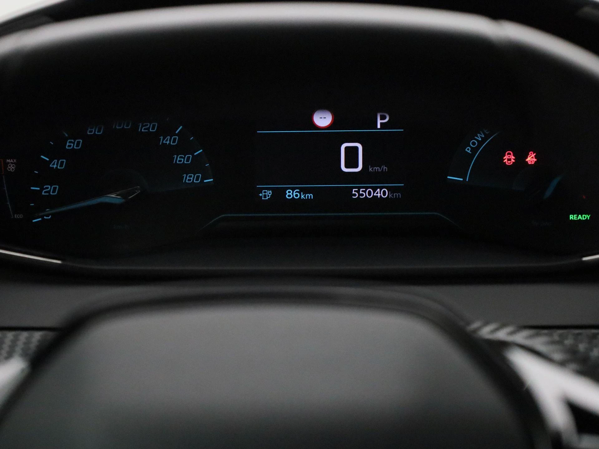 Peugeot-e-208-image-7