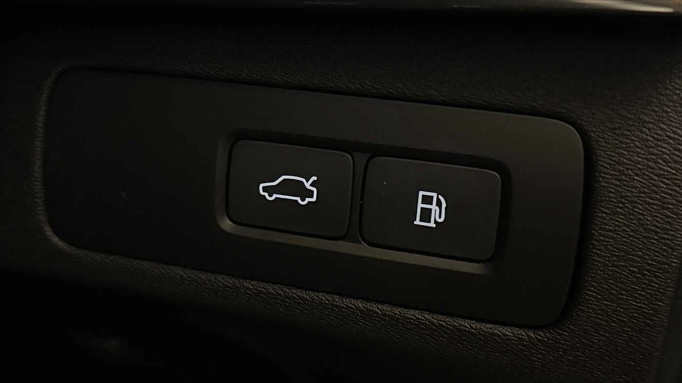 Volvo-XC90-image-28