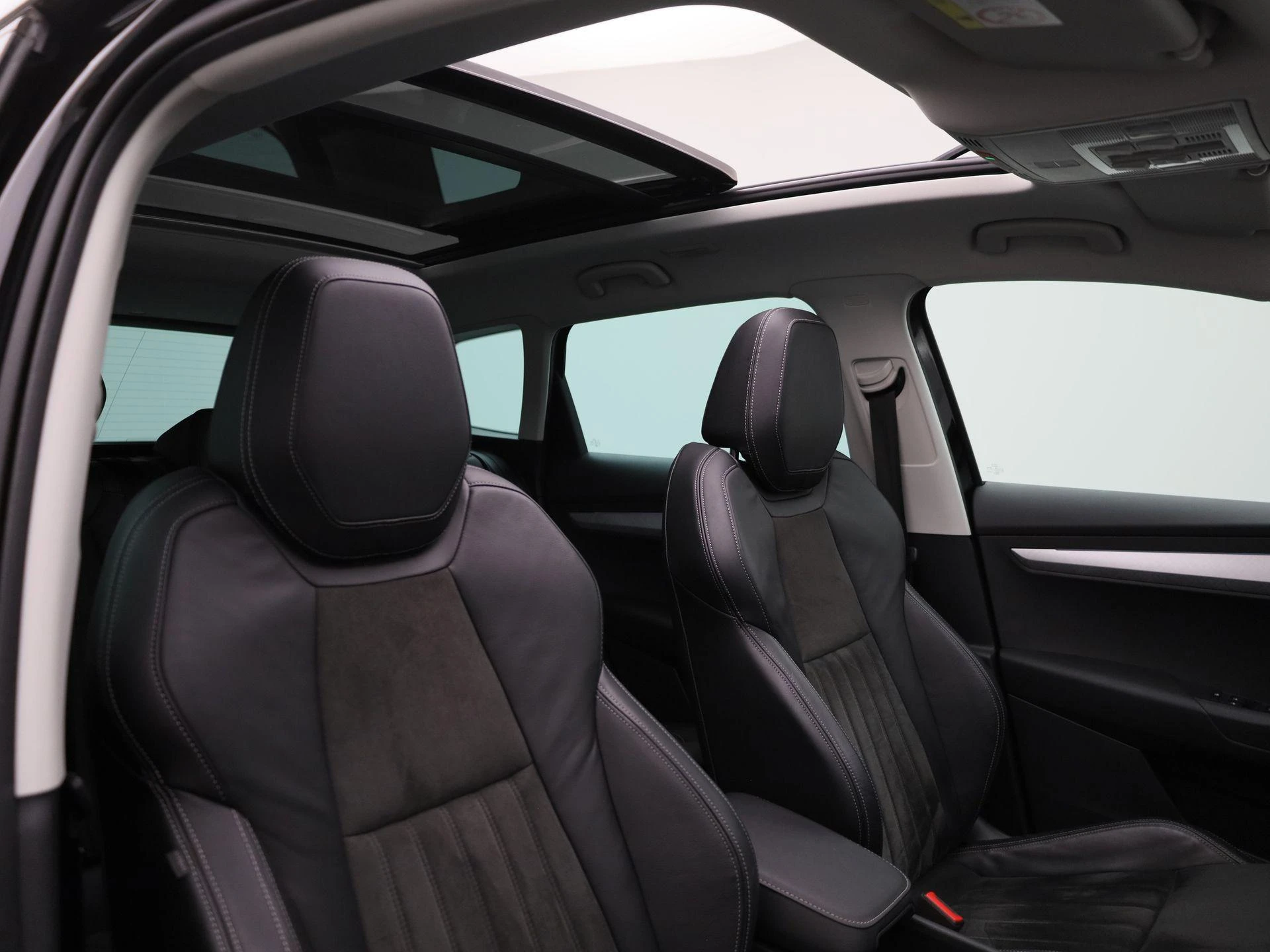 Škoda-Karoq-image-30