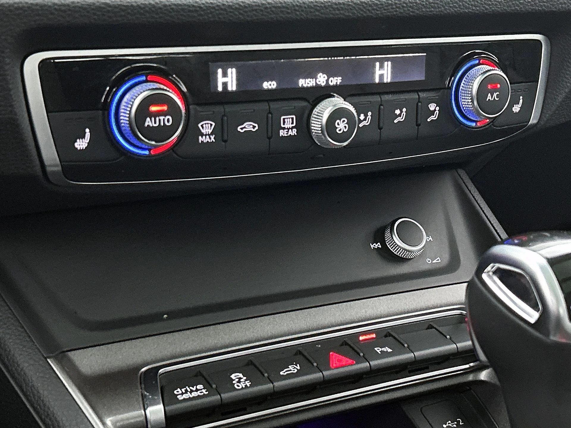 Audi-Q3-image-28