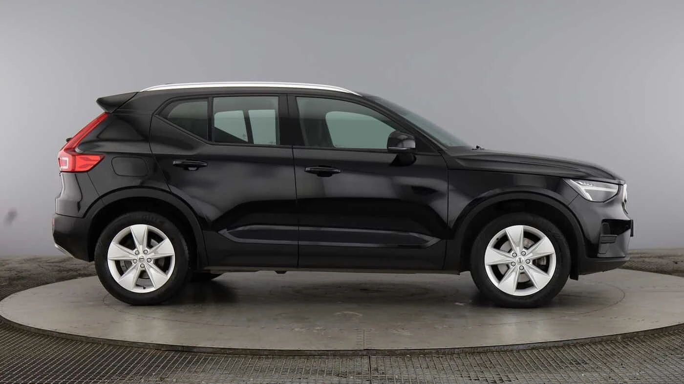 Volvo-XC40-image-1