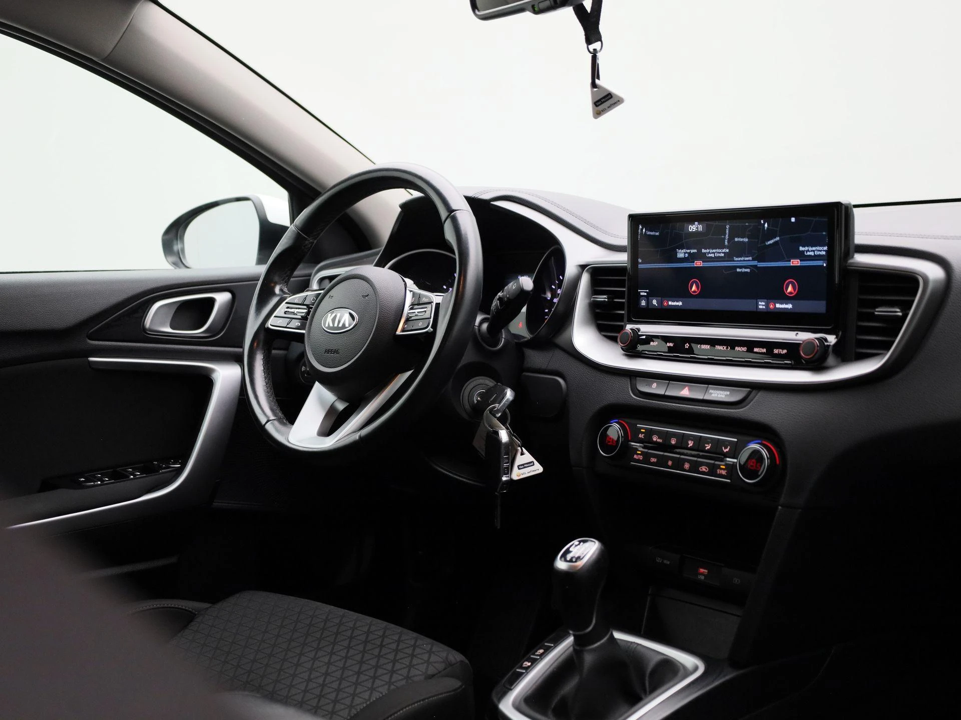 Kia-Ceed Sportswagon-image-31