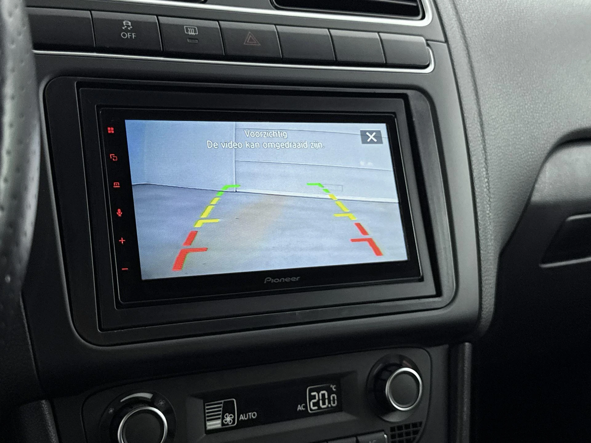 Volkswagen-Polo-image-10