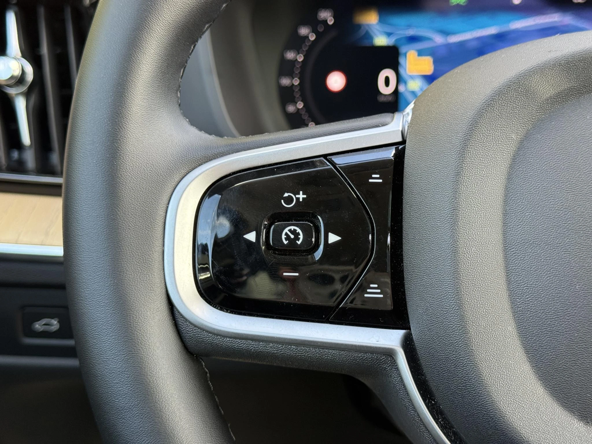 Volvo-XC60-image-27