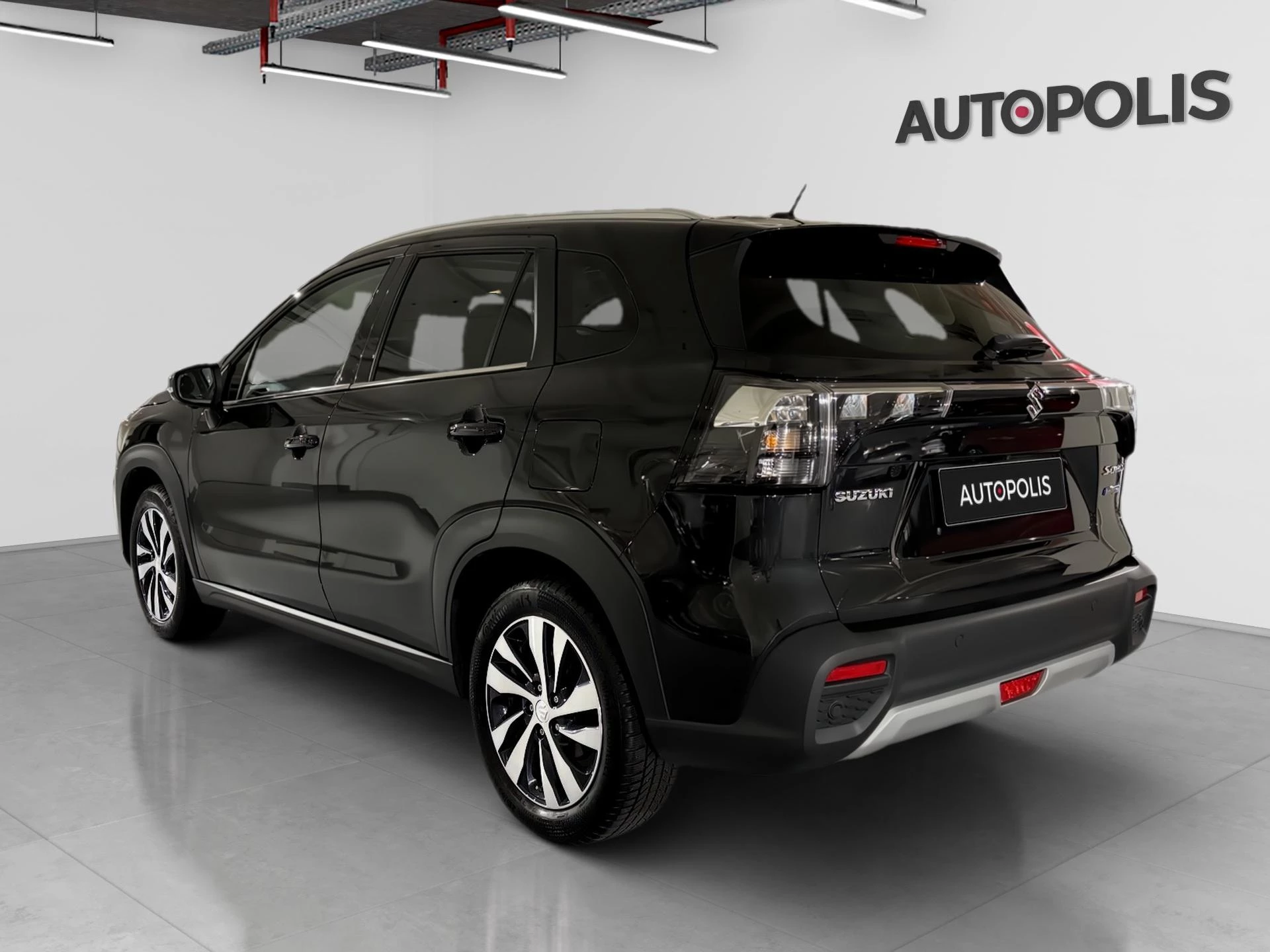 Suzuki-S-Cross-image-1