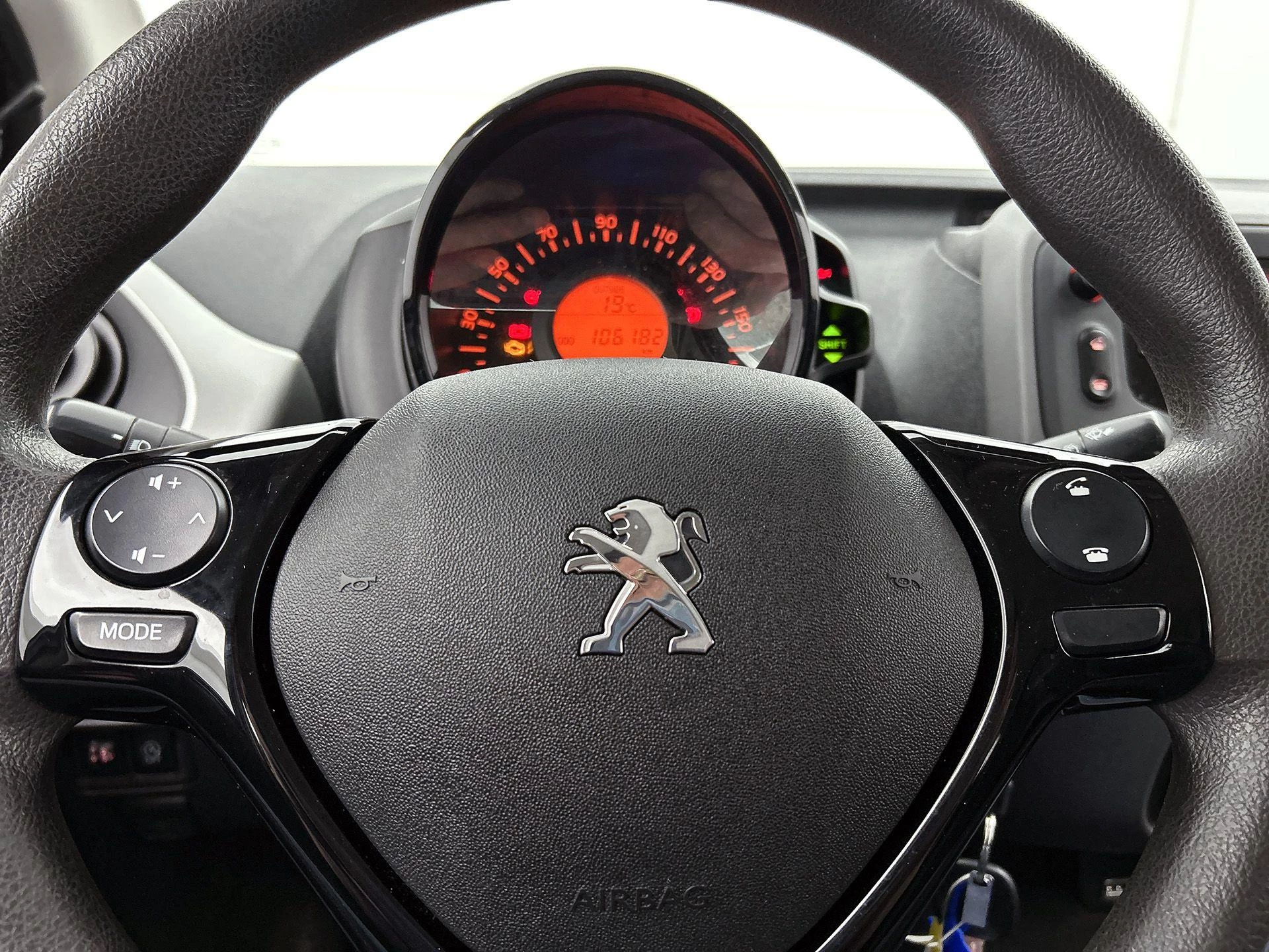 Peugeot 108 1.0 e-VTi Blue Lion