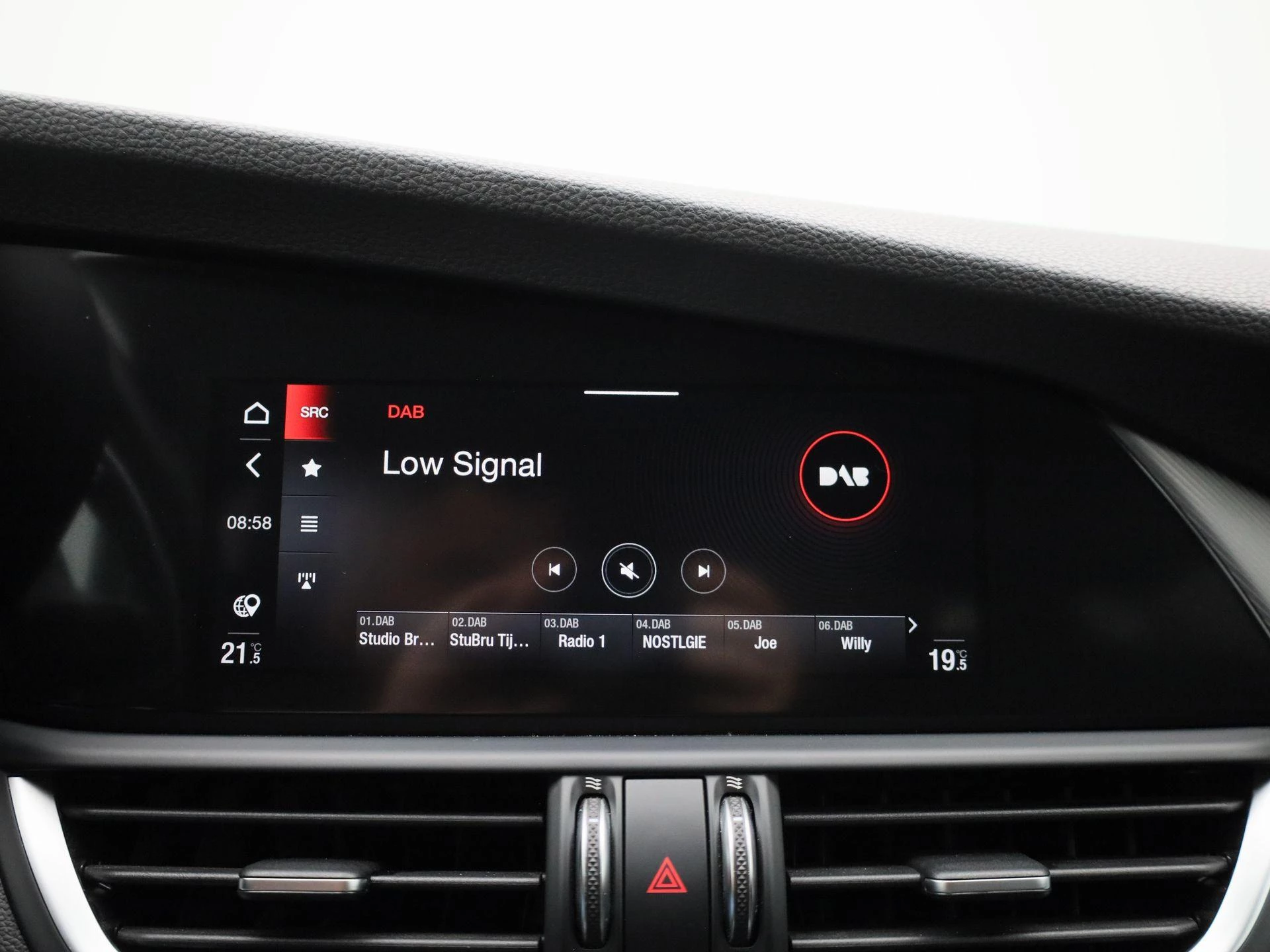 Alfa Romeo Giulia 2.0 TB 200 Sprint AUTO