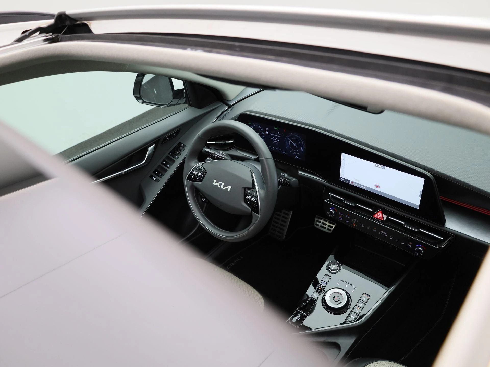 Kia-Niro-image-41
