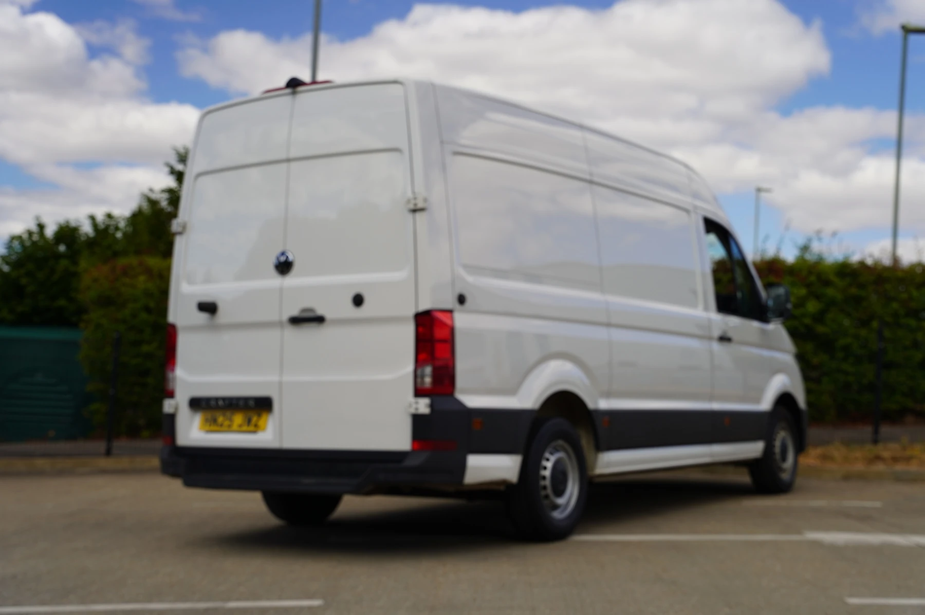 Volkswagen-Crafter-image-12