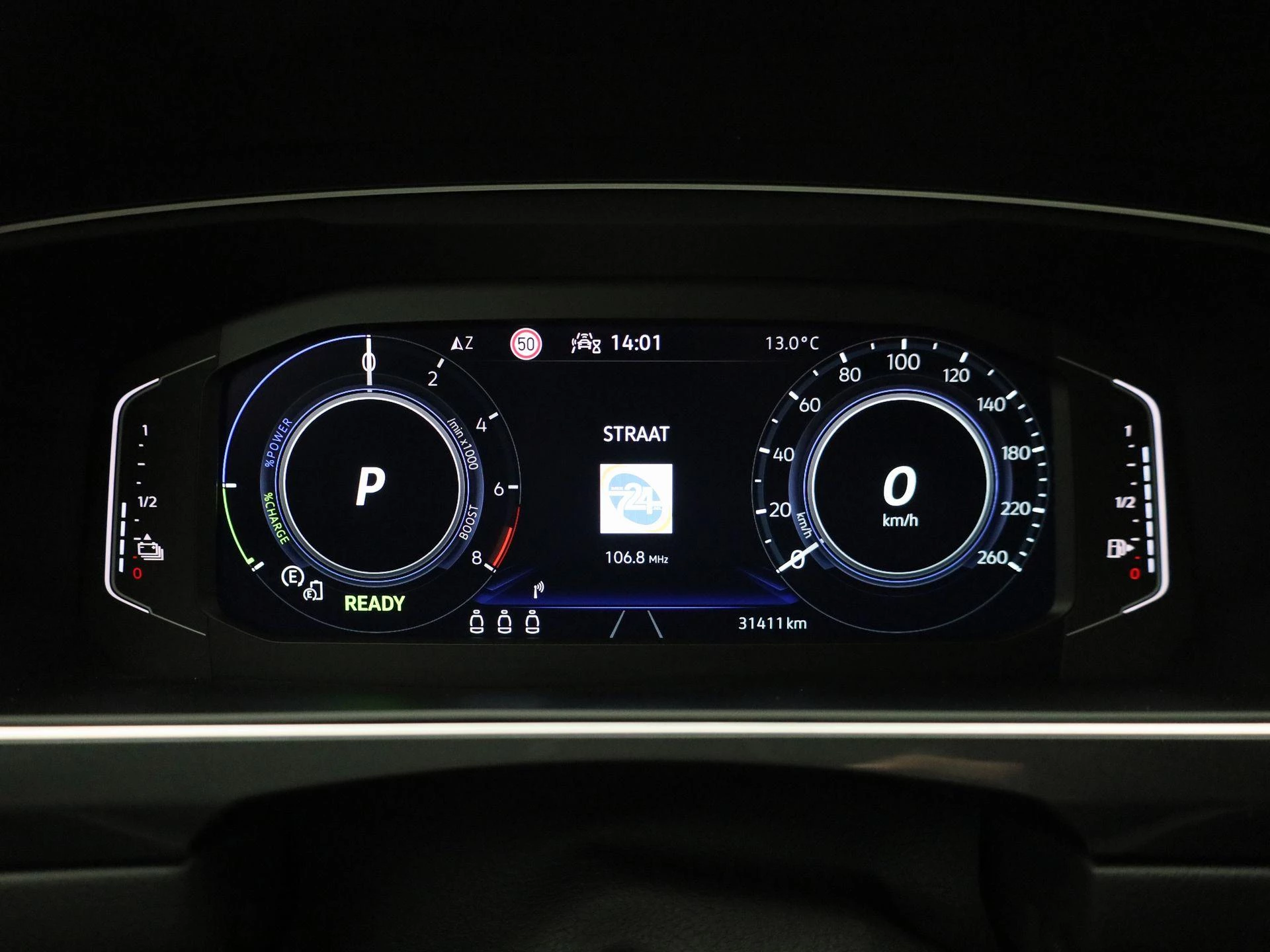 Volkswagen-Tiguan-image-17
