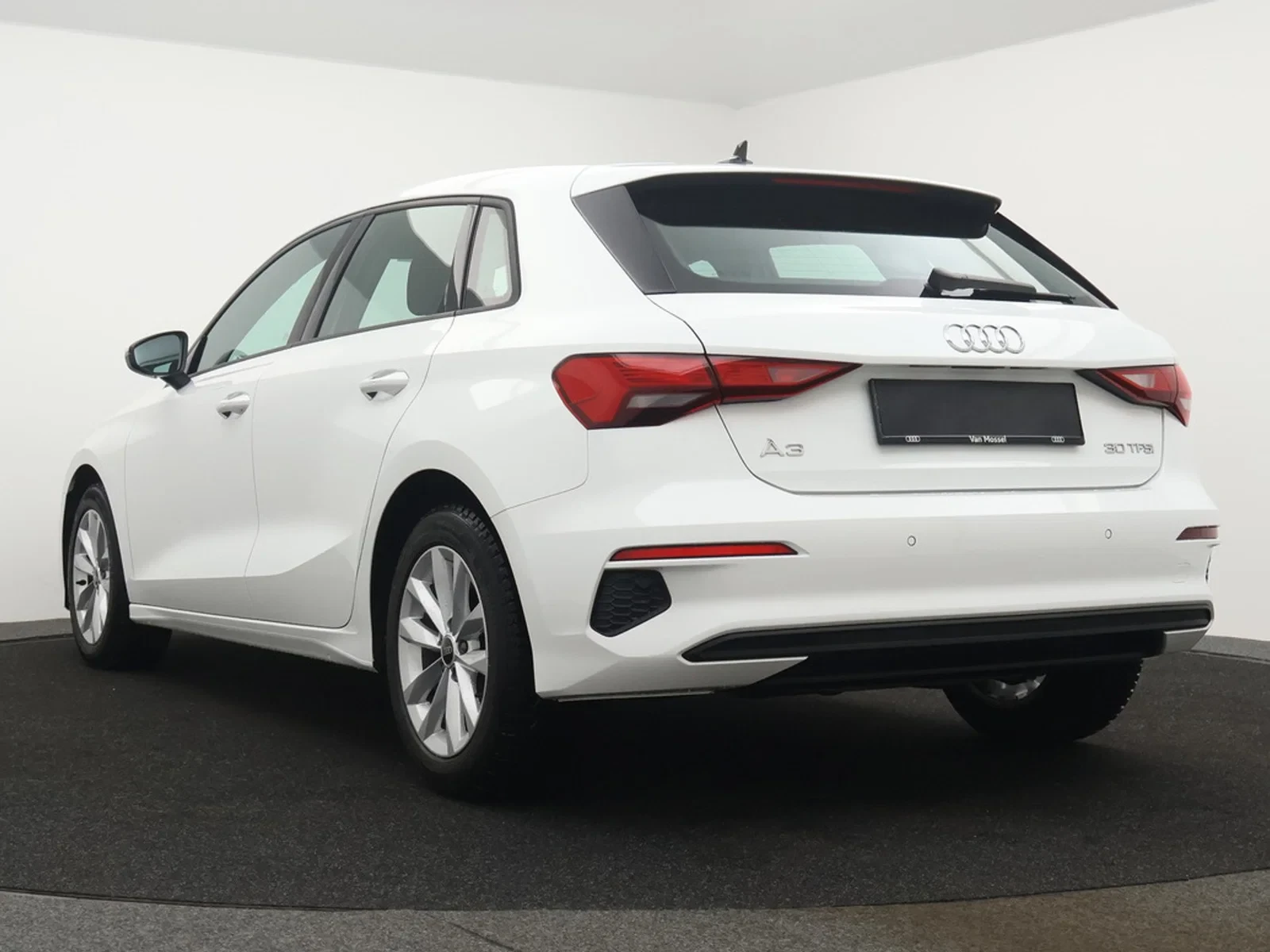 Audi A3 Sportback 30TFSI Business Edition Attraction 110PK *AUTOMAAT*CRUISE*KEYLESS GO*VIRTUAL COCKPIT*APP-C