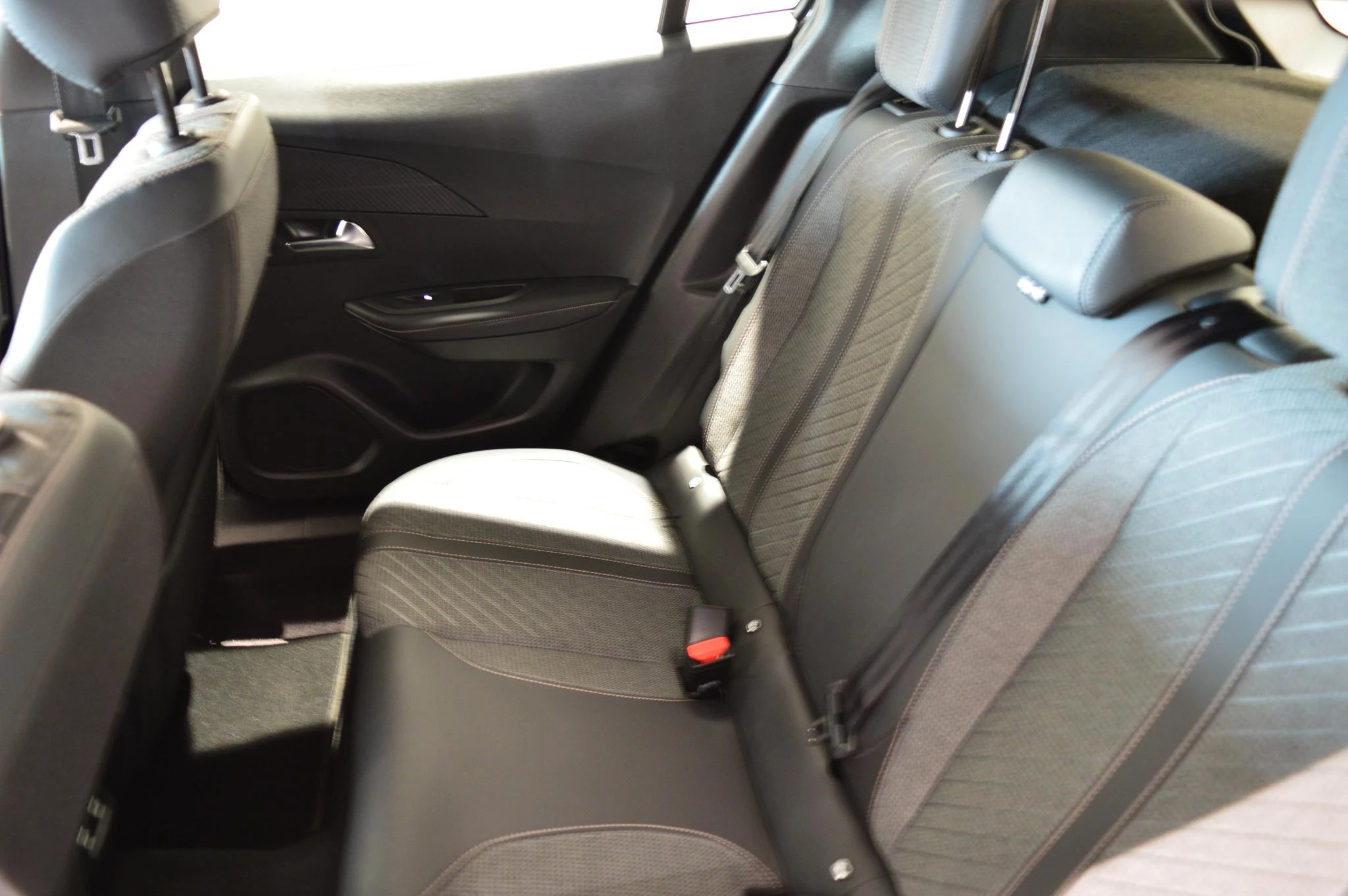 Peugeot-2008-image-6
