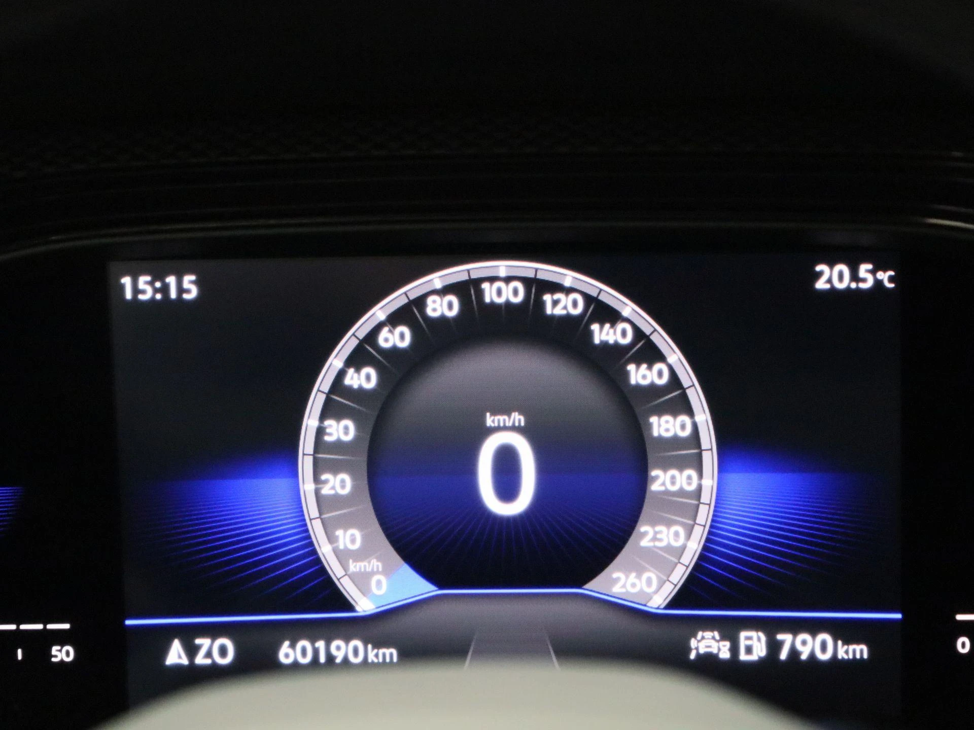 Volkswagen-Polo-image-7