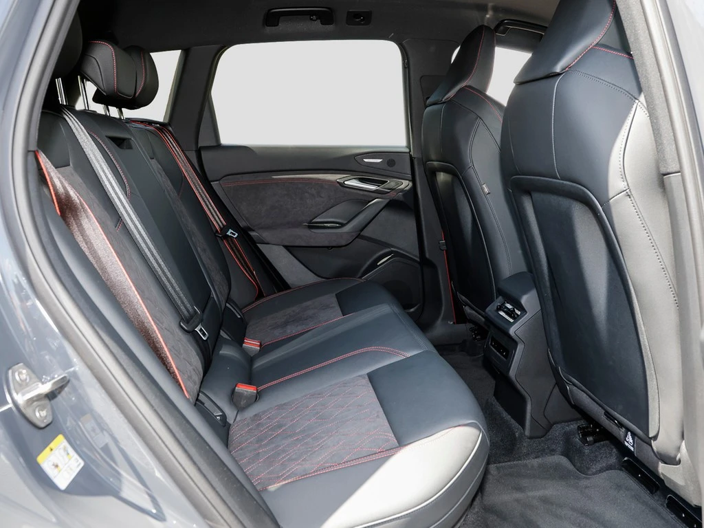 Audi Q6 e-tron quattro S line Matrix B&O ACC Kamea