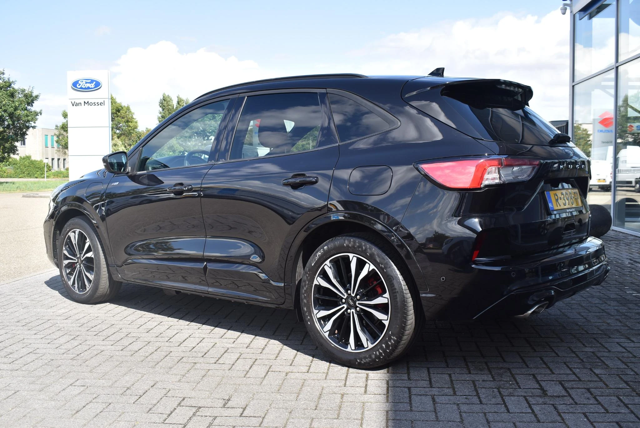 Ford-Kuga-image-7
