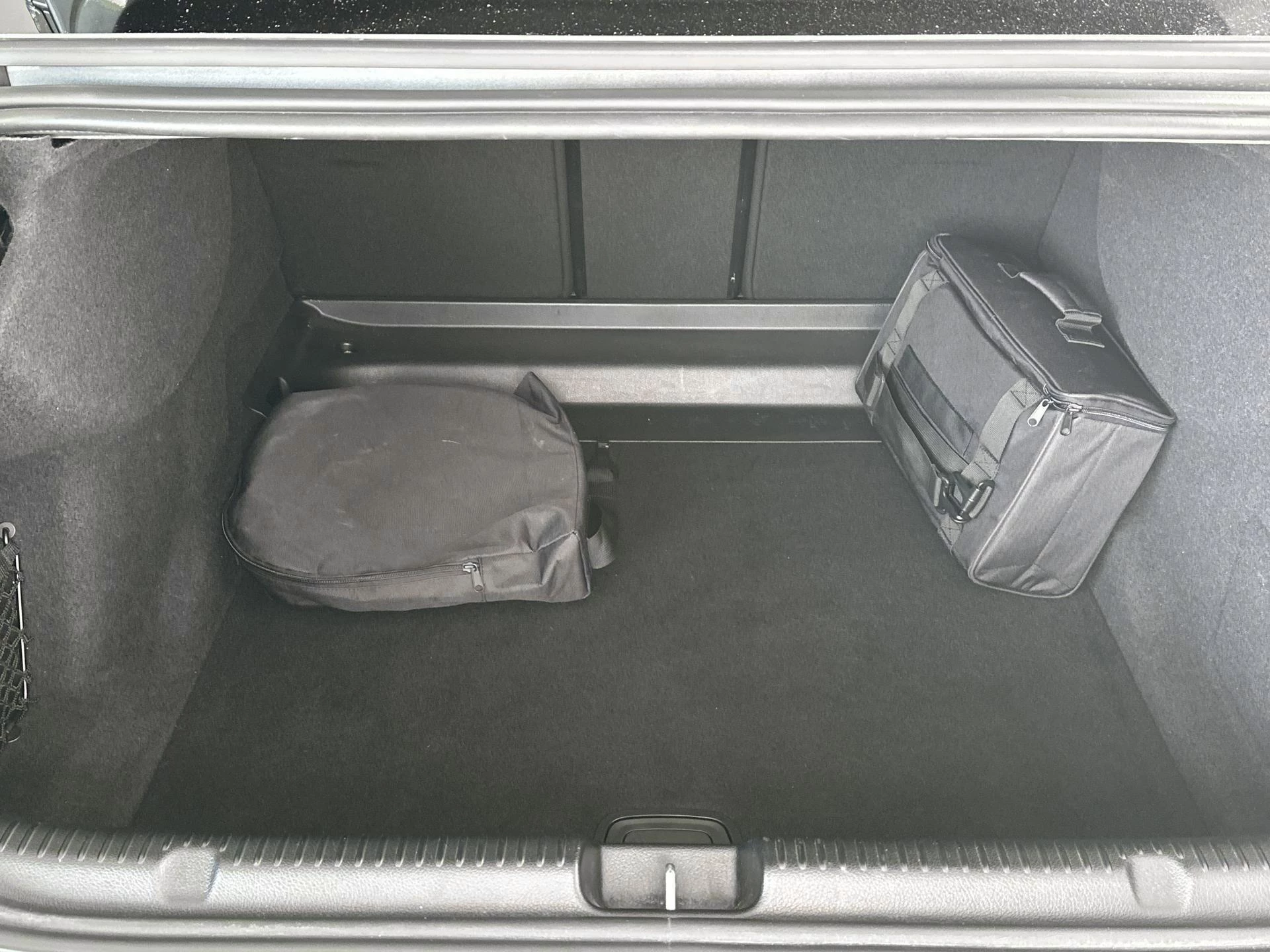 Mercedes-Benz-EQE-image-6