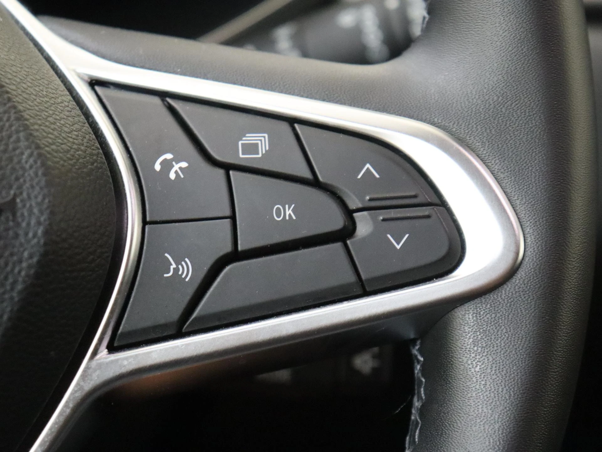 Renault-Captur-image-13