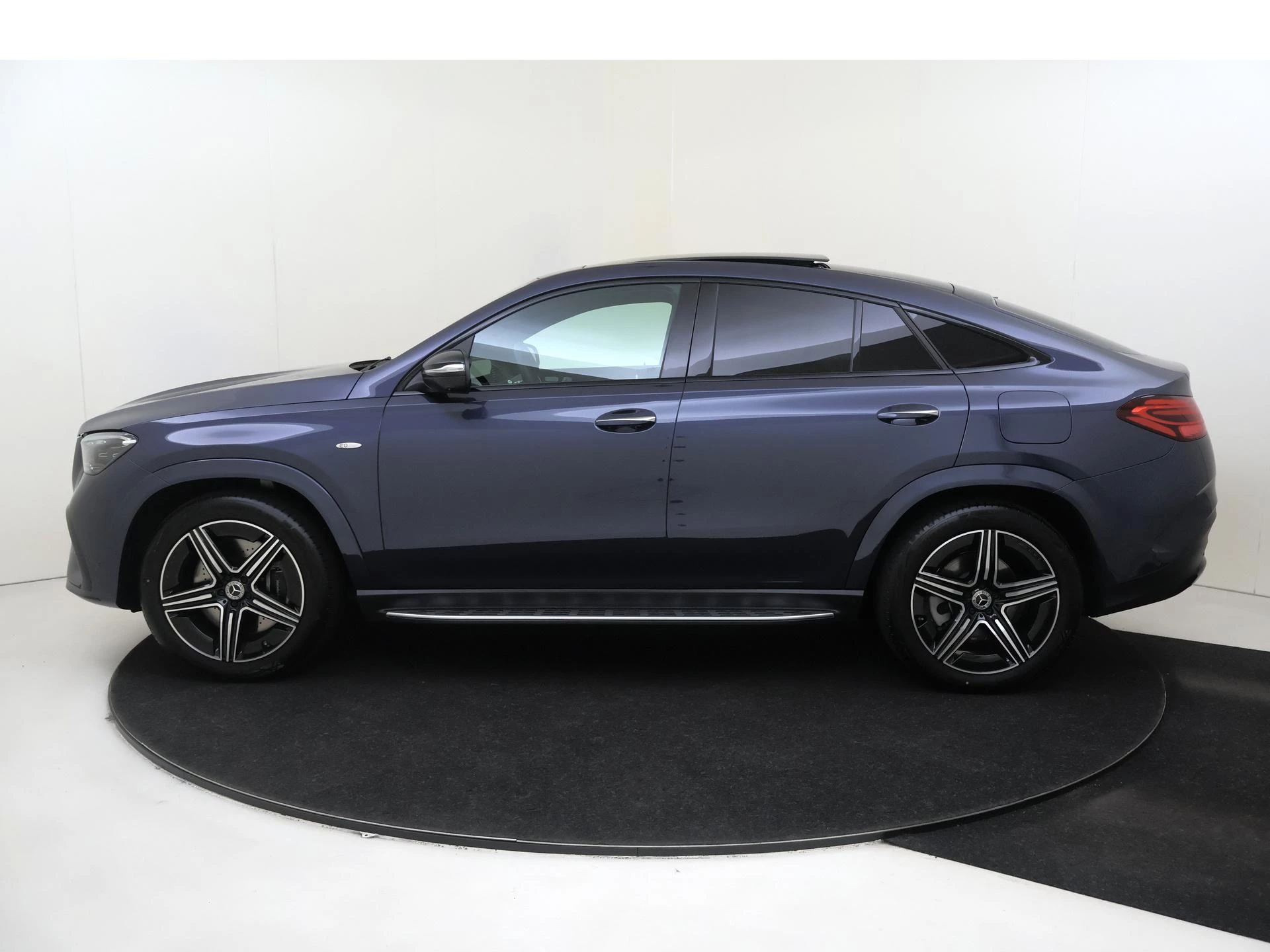 Mercedes-Benz-GLE-image-7