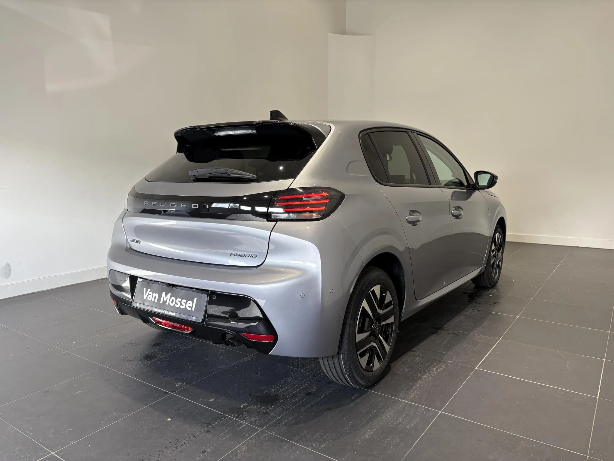 Peugeot 208 1.2 Hybrid 110 e-DCS6 Allure