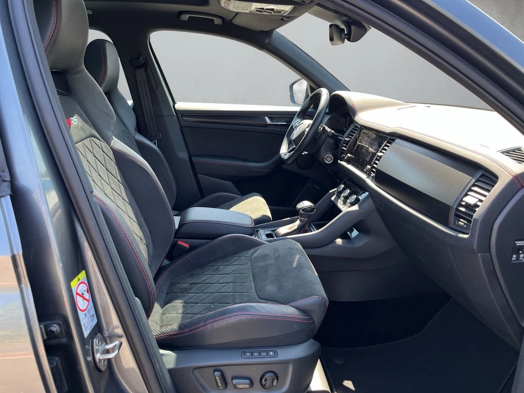 Škoda Kodiaq 2.0 TSI DSG RS 4x4 *Navi*AHK*