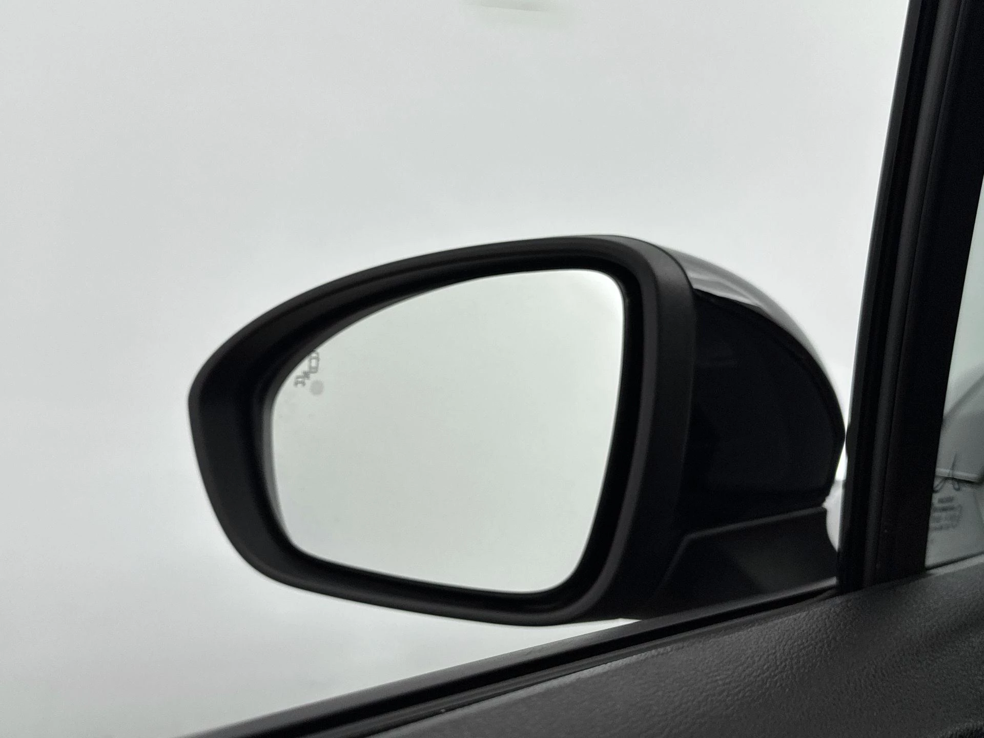 Renault-Clio-image-17