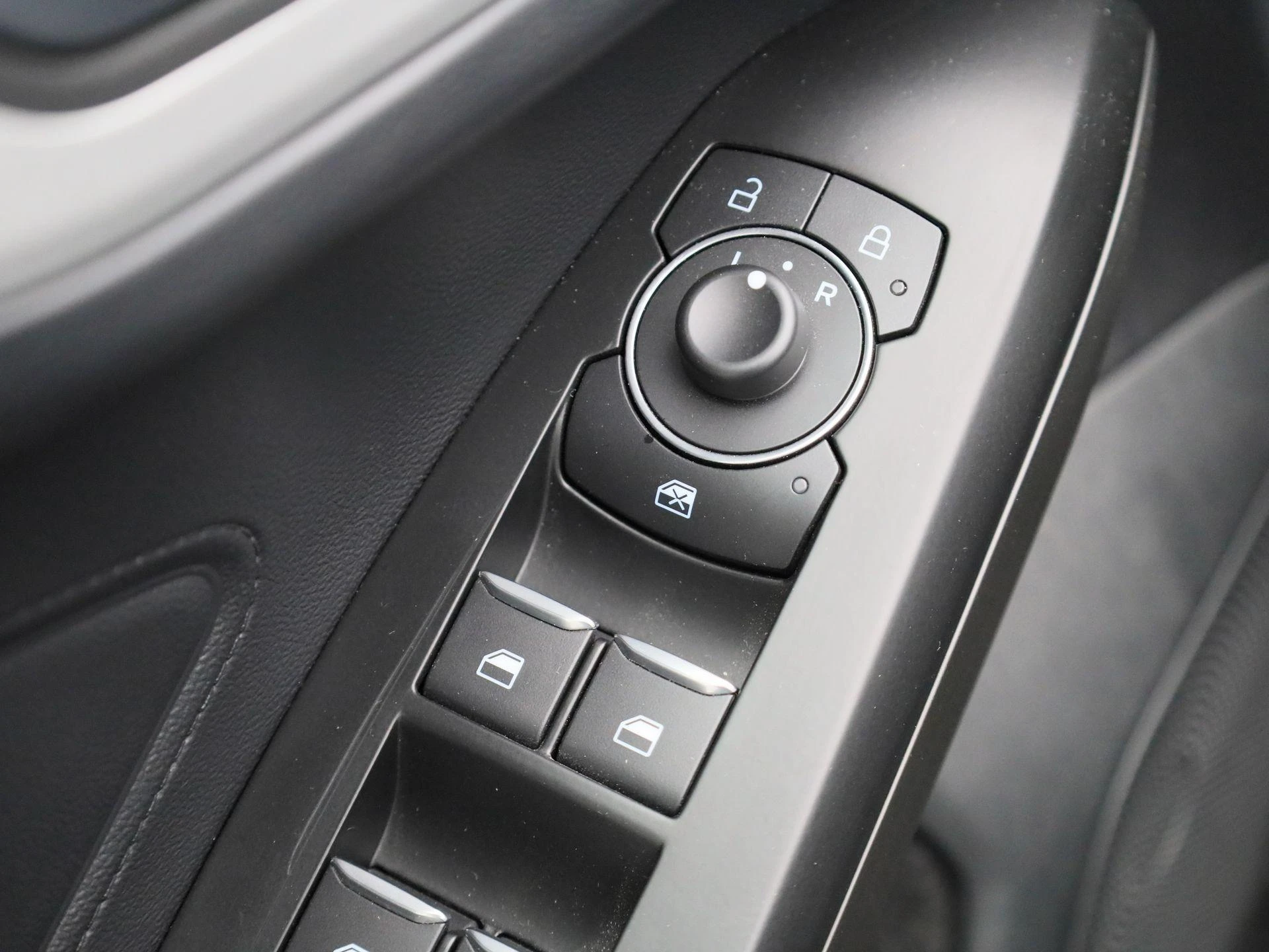 Ford-Focus-image-28