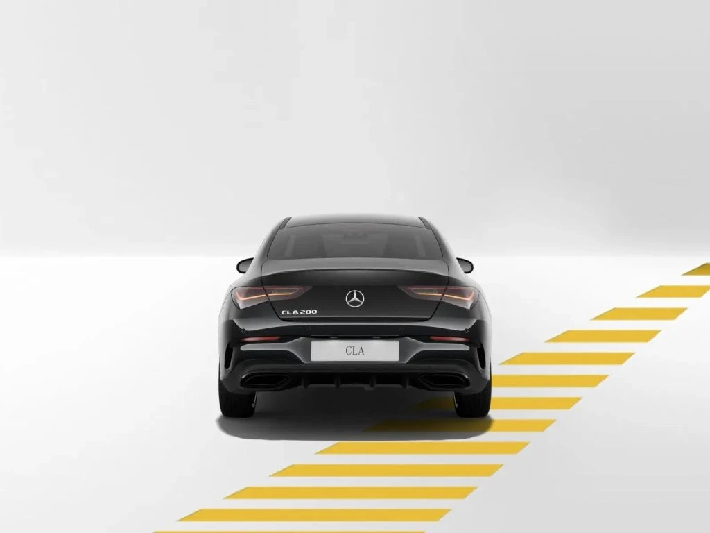 Mercedes-Benz-CLA 200-image-5