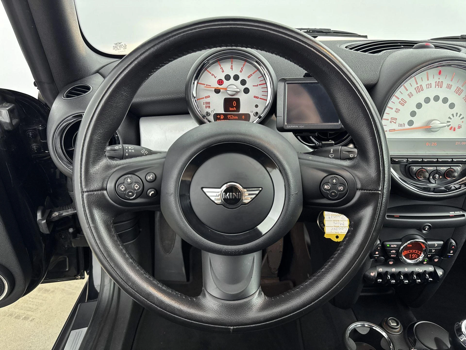 MINI-Cooper Cabrio-image-13