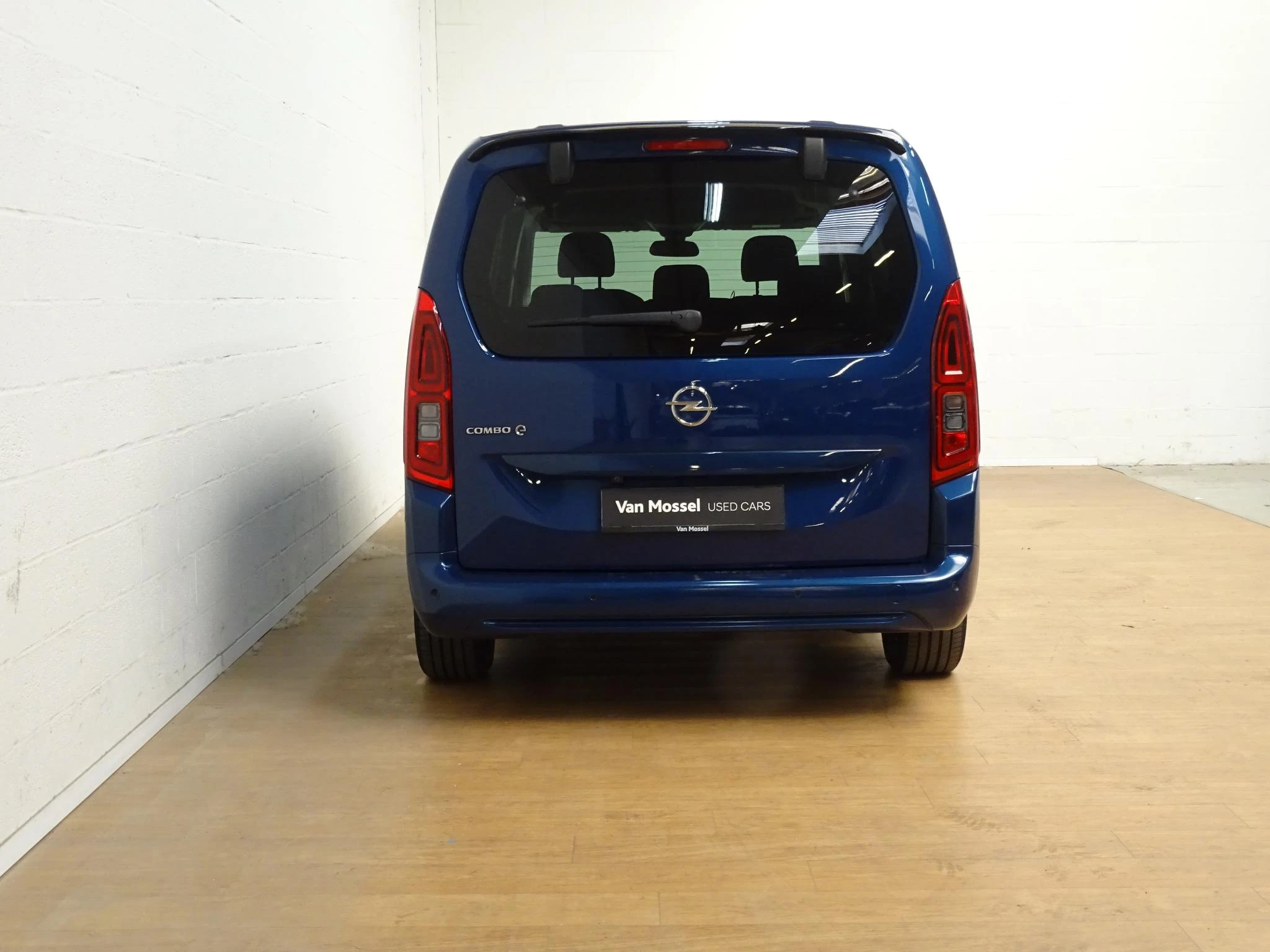 Opel-Combo-e Life-image-8