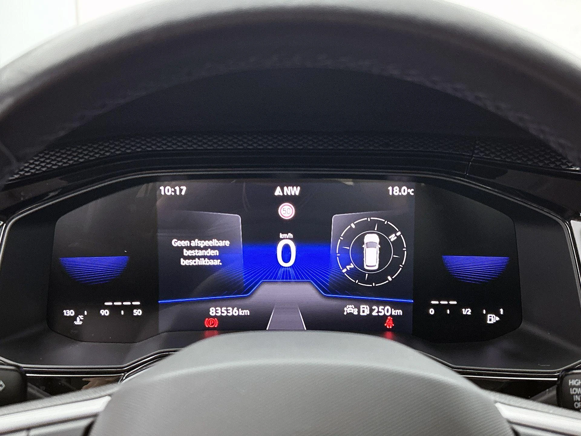 Volkswagen-Polo-image-14