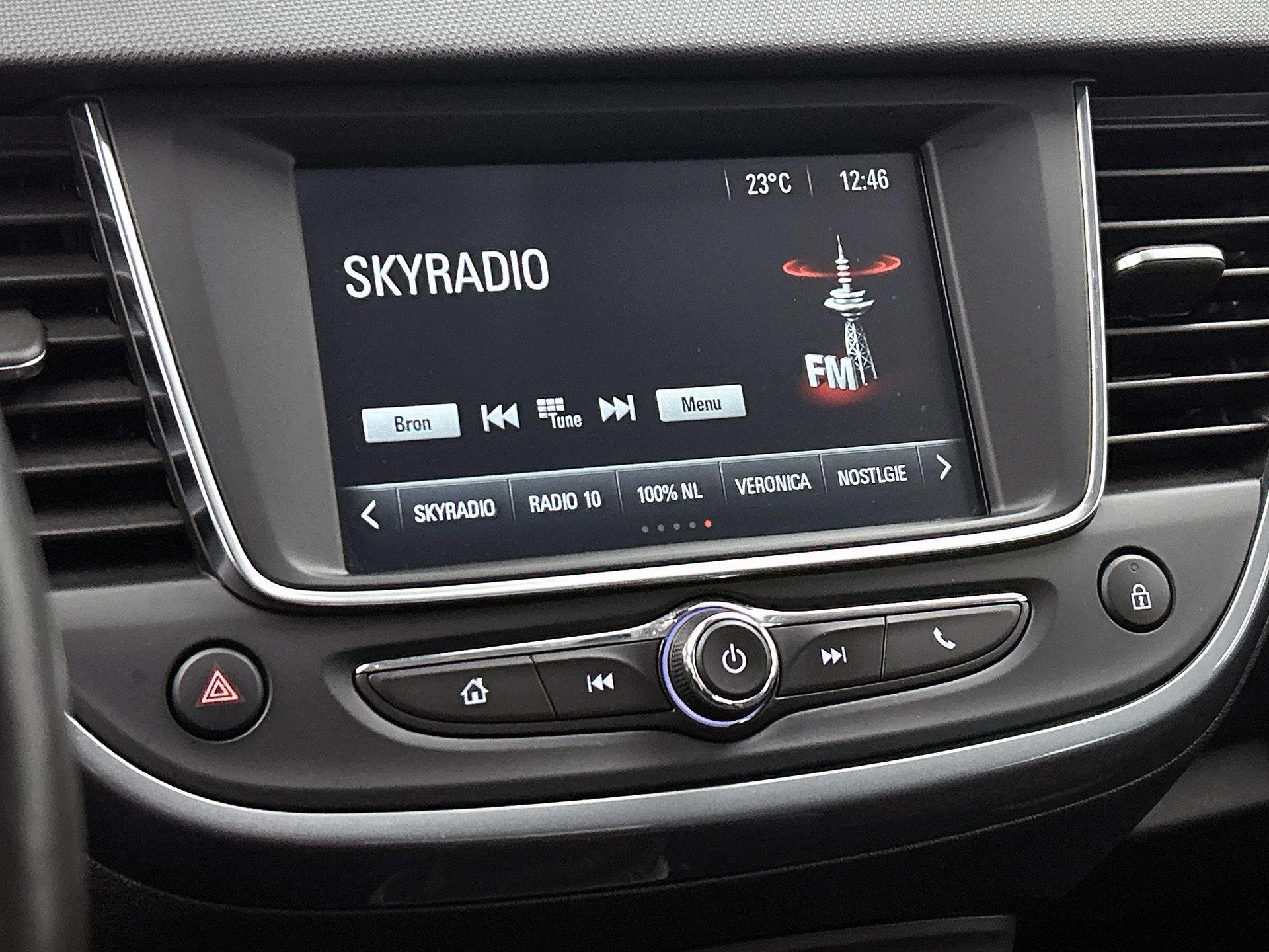 Opel-Crossland X-image-6