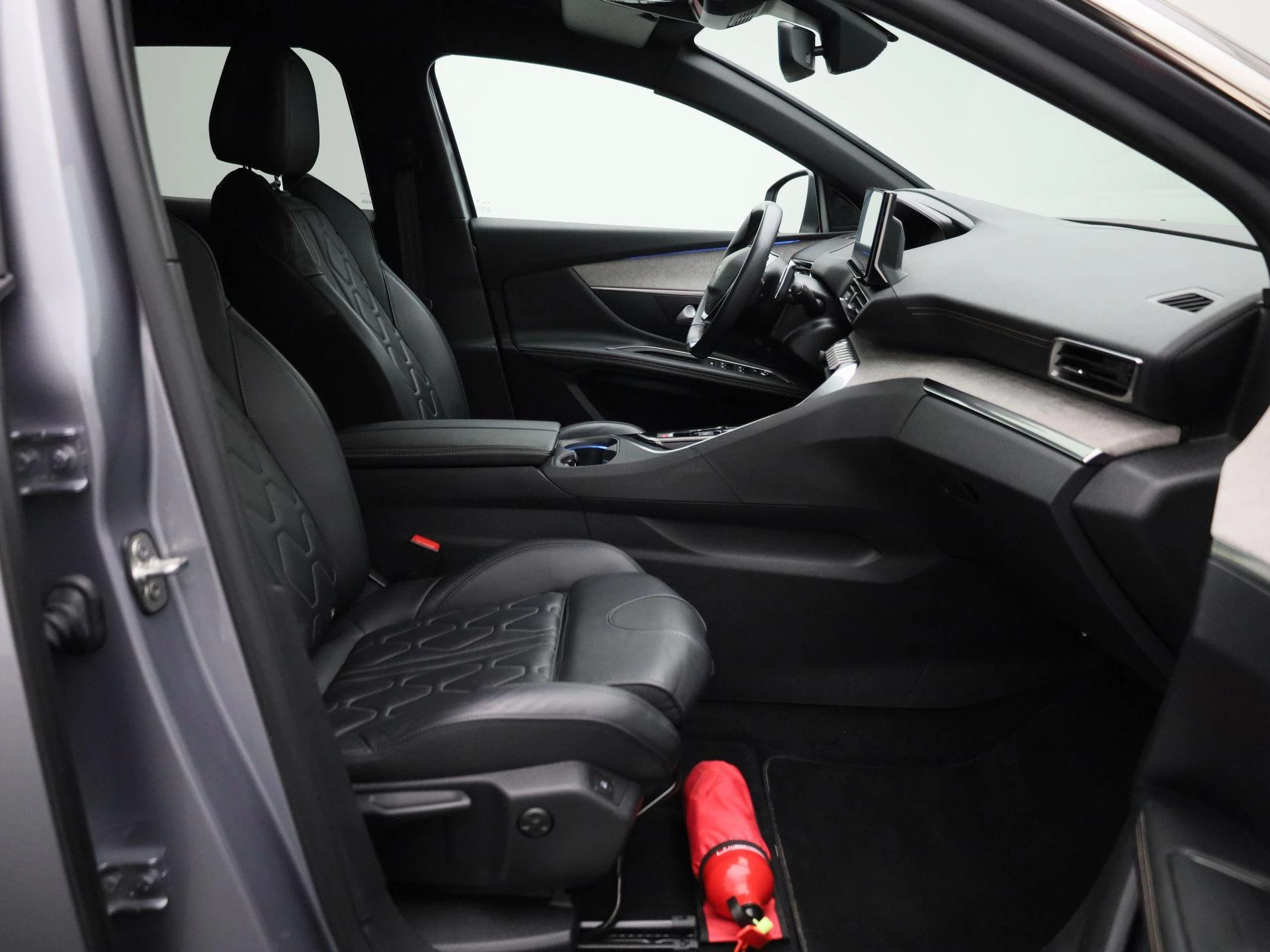 Peugeot 3008 1.6 HYBRID4 300 e-Auto8 GT