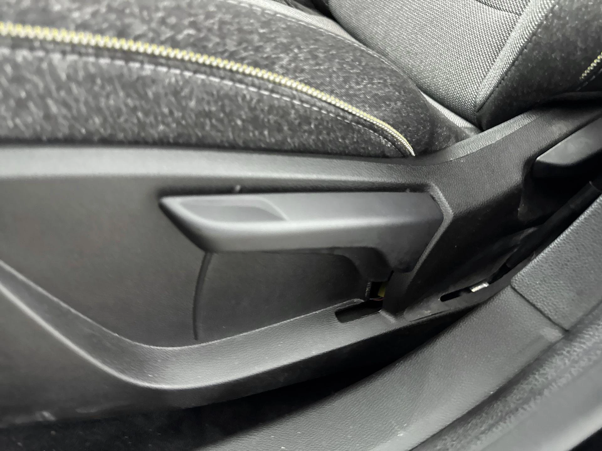 Renault Captur 1.8 E-Tech full hybrid 160 techno