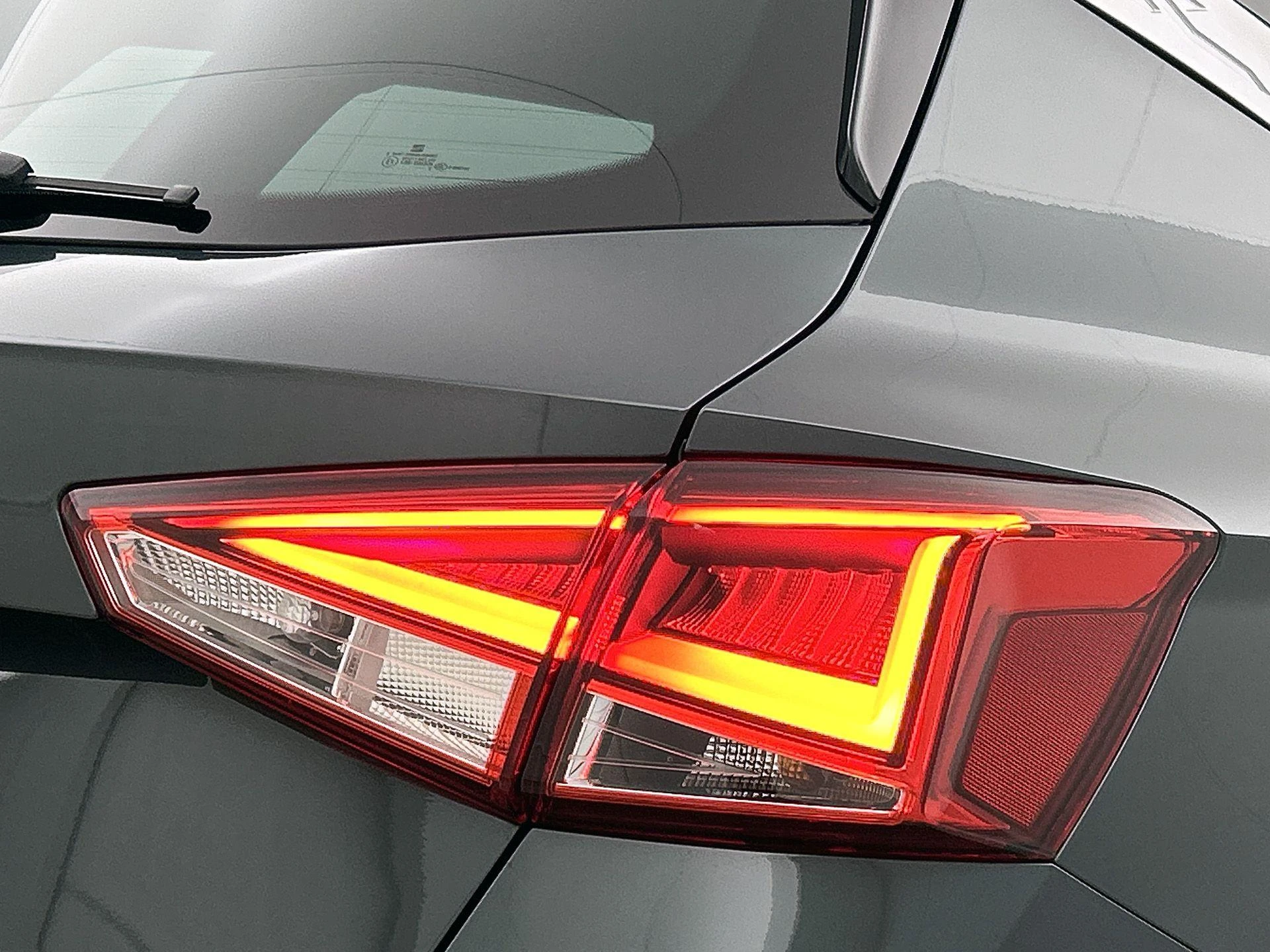 SEAT-Arona-image-23