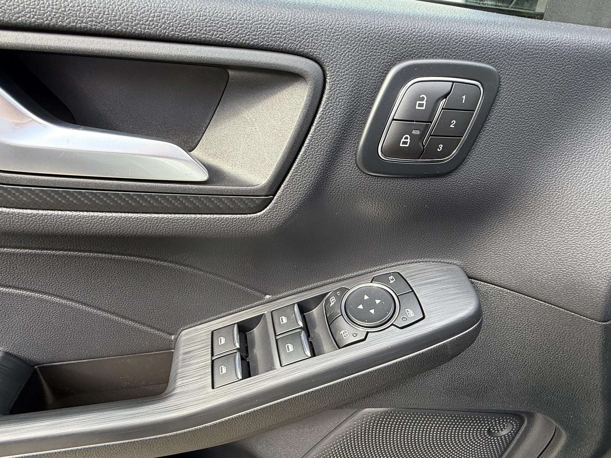 Ford-Kuga-image-16