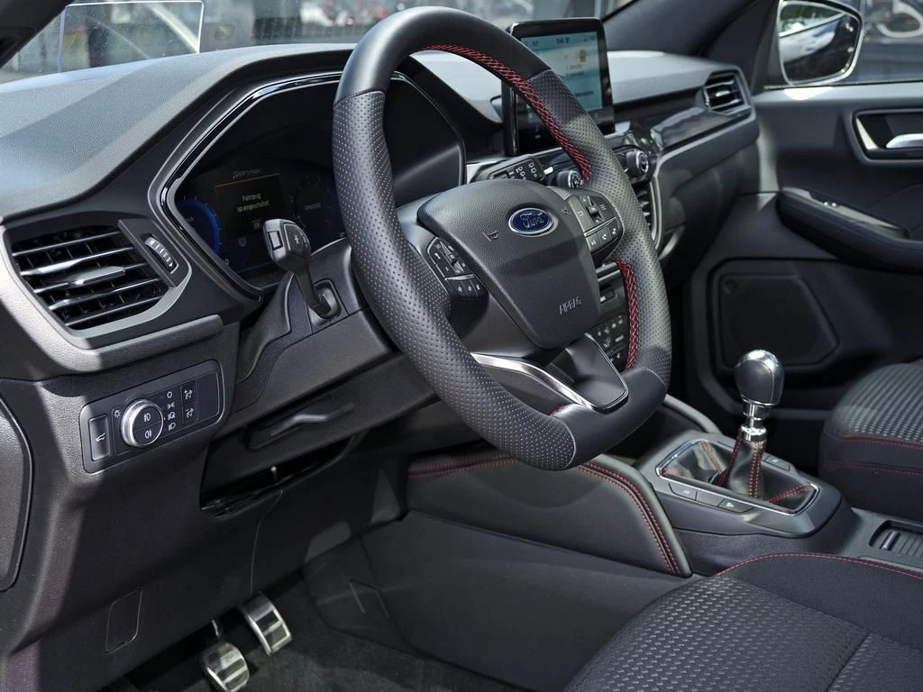 Ford-Kuga-image-8