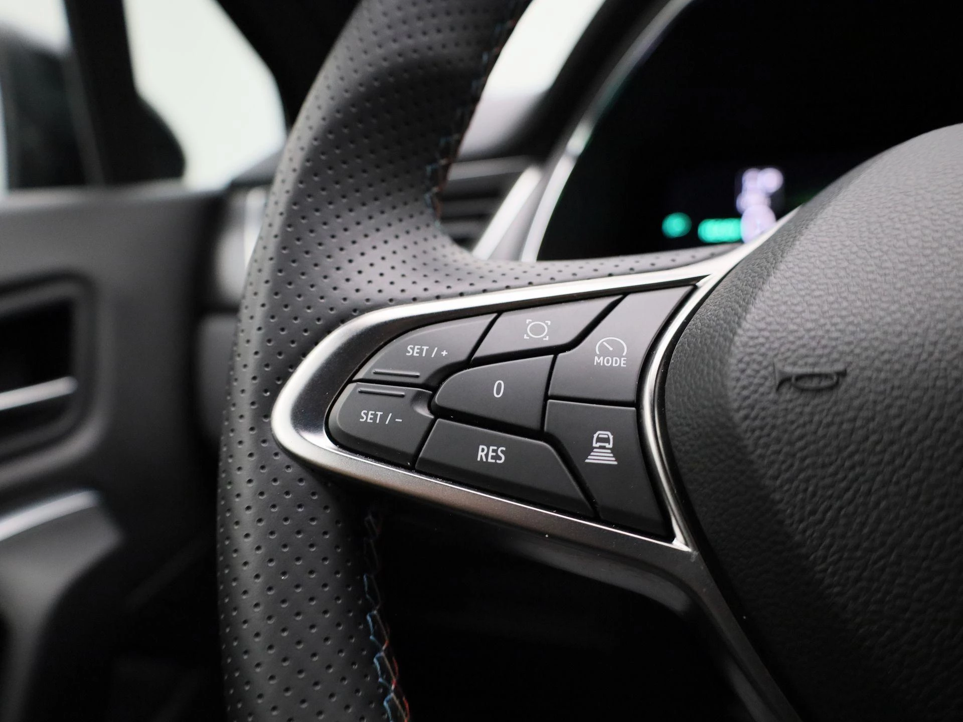 Renault-Captur-image-21