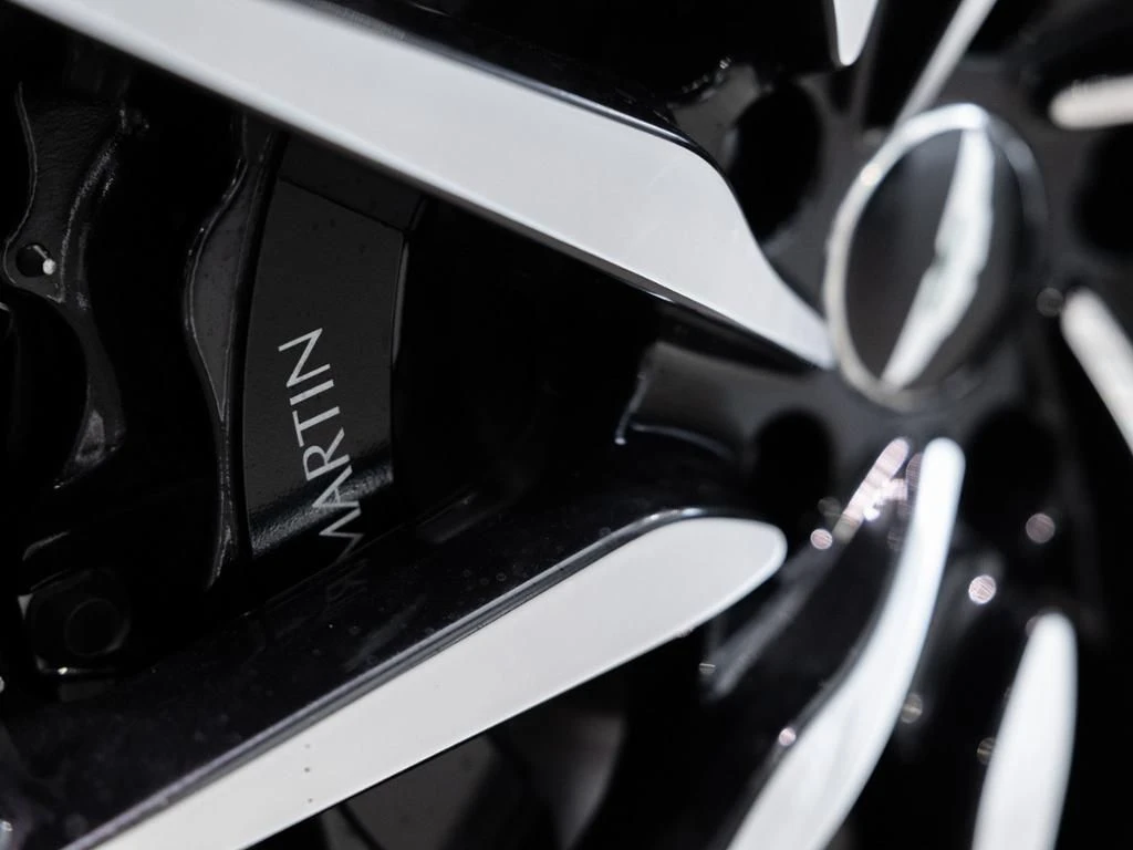 Aston Martin V8 Volante DB11 Aston Martin Hamburg