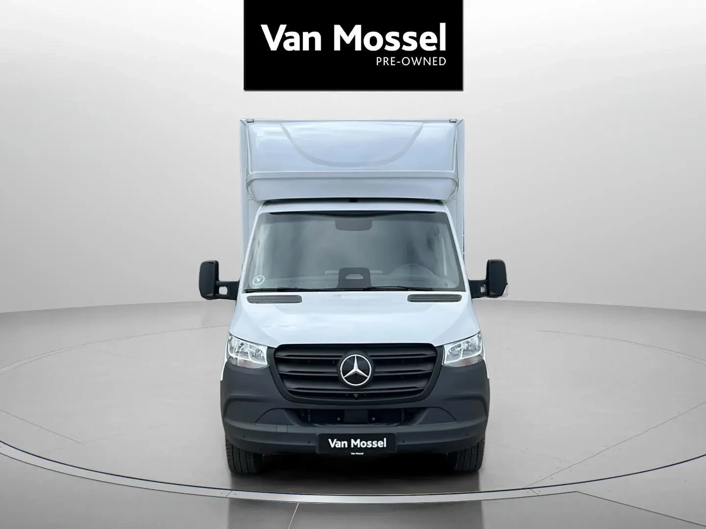 Mercedes-Benz-eSprinter-image-7