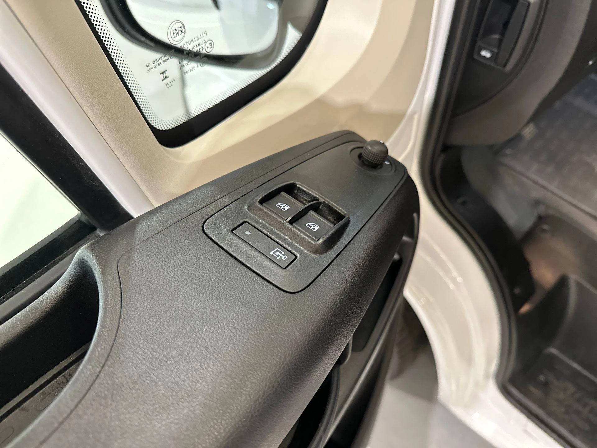 Opel-Movano-image-21