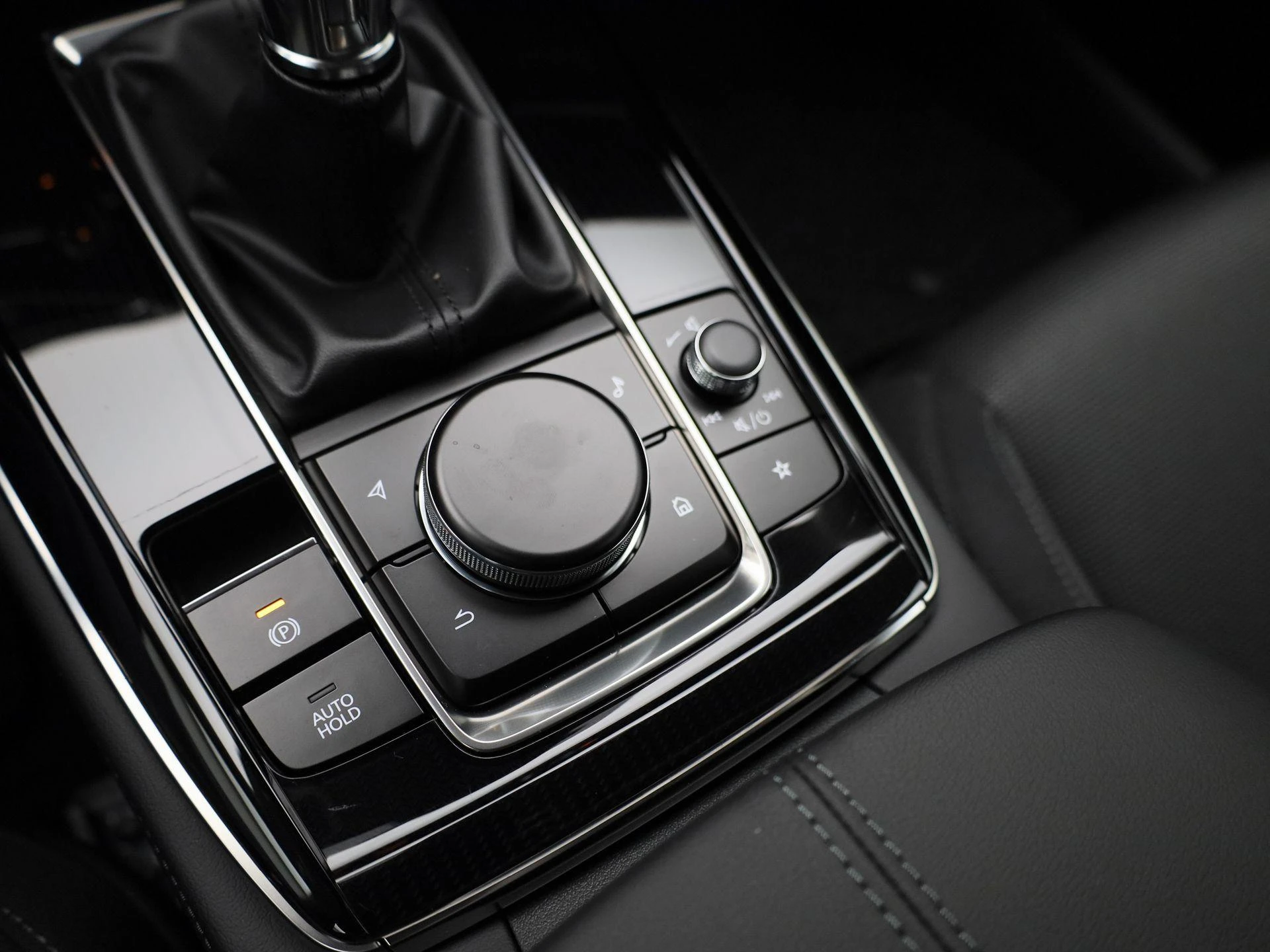 Mazda-CX-30-image-22